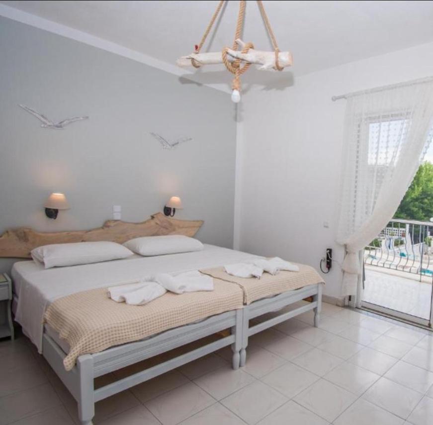 Alexandros Aparthotel Poros Town Exteriör bild